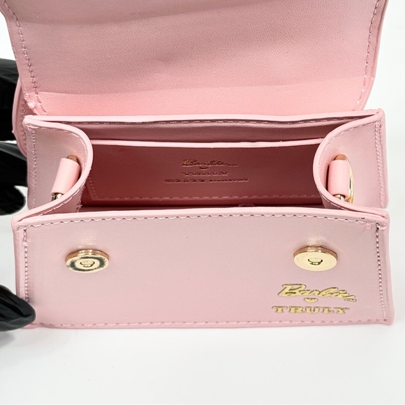 Limited Edition Barbie Heart Shaped Handbag - Picture 6 of 7